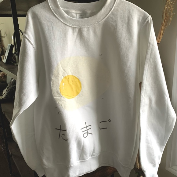 Tamago Sweater - Picture 5 of 6